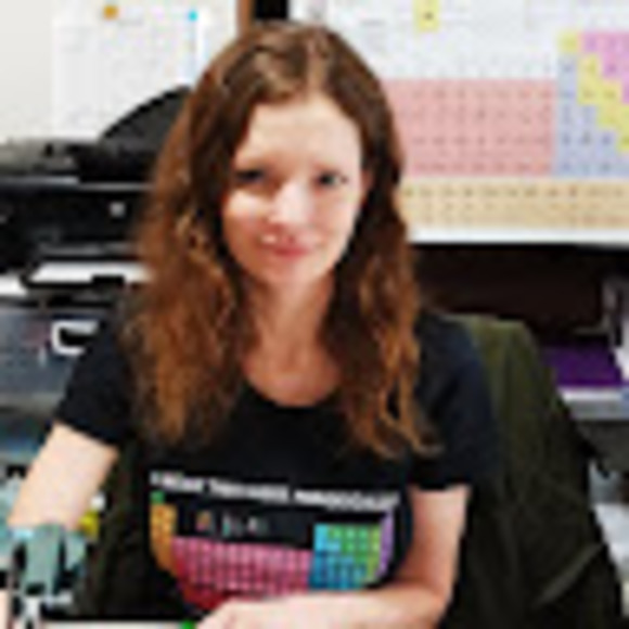 Meet your Posher, Michele - Picture 1 of 1